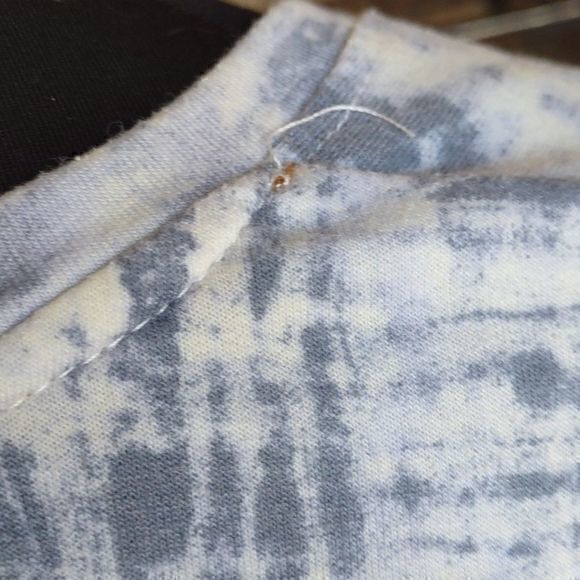 Rose + Olive Long Sleeve Tie Dye Shirt with Bunched Center Waist Size L - Picture 11 of 12